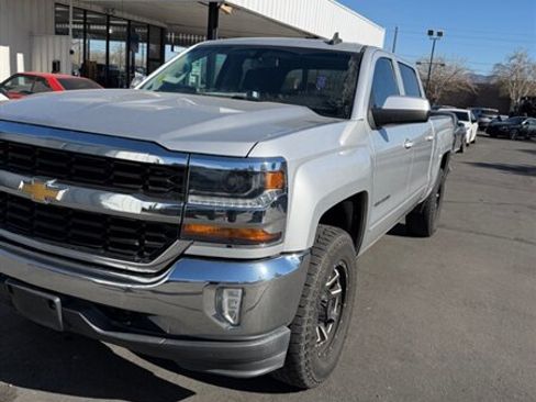 Used 2018 Chevrolet Silverado 1500 LT w/ All Star Edition image 3