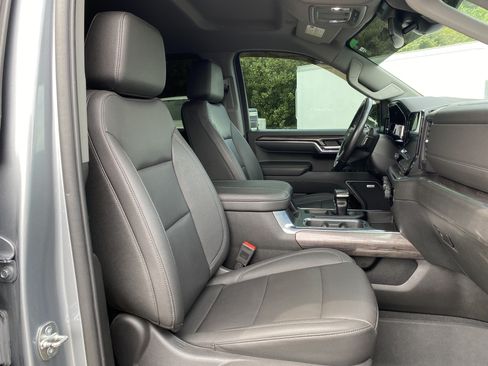 Used 2023 Chevrolet Silverado 1500 LTZ RWD image 35