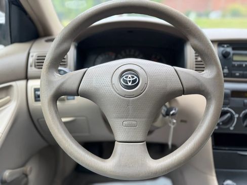 Used 2006 Toyota Corolla S FWD image 23