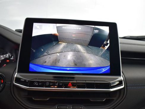 New 2026 Jeep Compass Latitude w/ Sun and Sound Group image 25