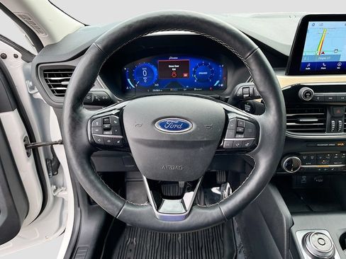 Used 2022 Ford Escape Titanium w/ Titanium Elite Package AWD/4WD image 11