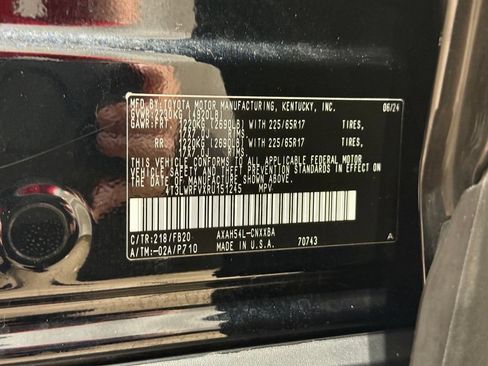 Certified 2024 Toyota RAV4 LE AWD/4WD image 29