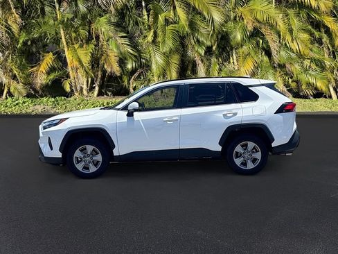 Used 2022 Toyota RAV4 XLE w/ Convenience Package AWD/4WD image 8