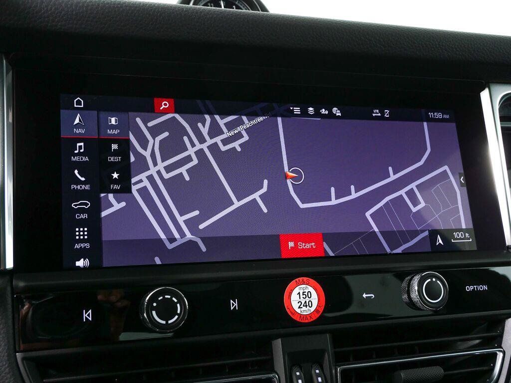 Certified 2026 Porsche Macan AWD/4WD image 14