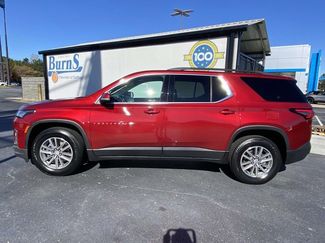 Used 2023 Chevrolet Traverse LT video 2