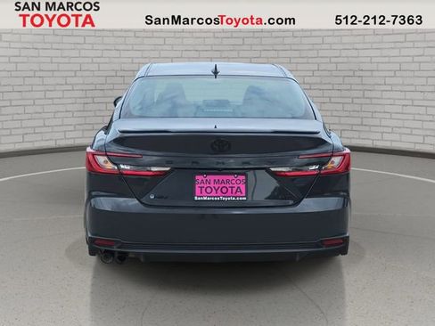 Used 2026 Toyota Camry SE w/ Convenience Package FWD image 7