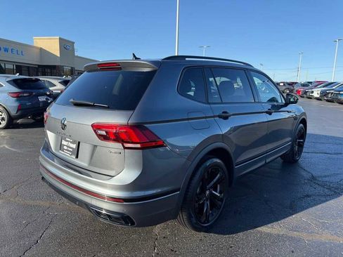 Used 2023 Volkswagen Tiguan SE R-Line image 22