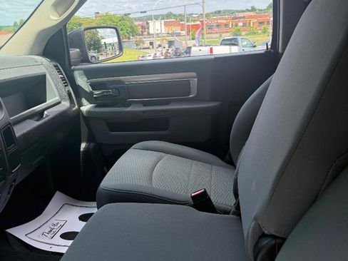 Used 2013 RAM 1500 Express RWD image 20