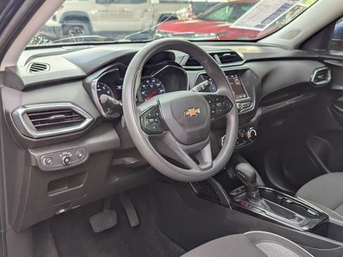 Certified 2023 Chevrolet TrailBlazer LT FWD image 4