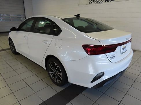 Used 2024 Kia Forte LXS image 11