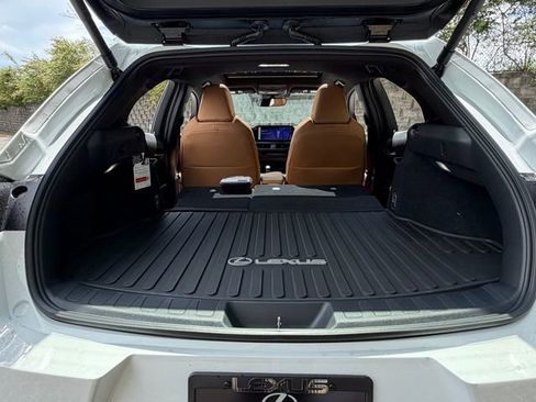 New 2026 Lexus UX 300h AWD image 23
