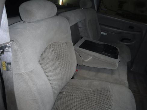 Used 2002 Chevrolet Silverado 1500 LS w/ Off-Road Skid Plate Pkg image 16