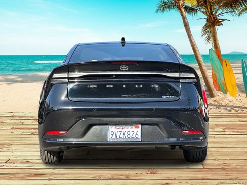 Used 2026 Toyota Prius Plug-In Hybrid image 5
