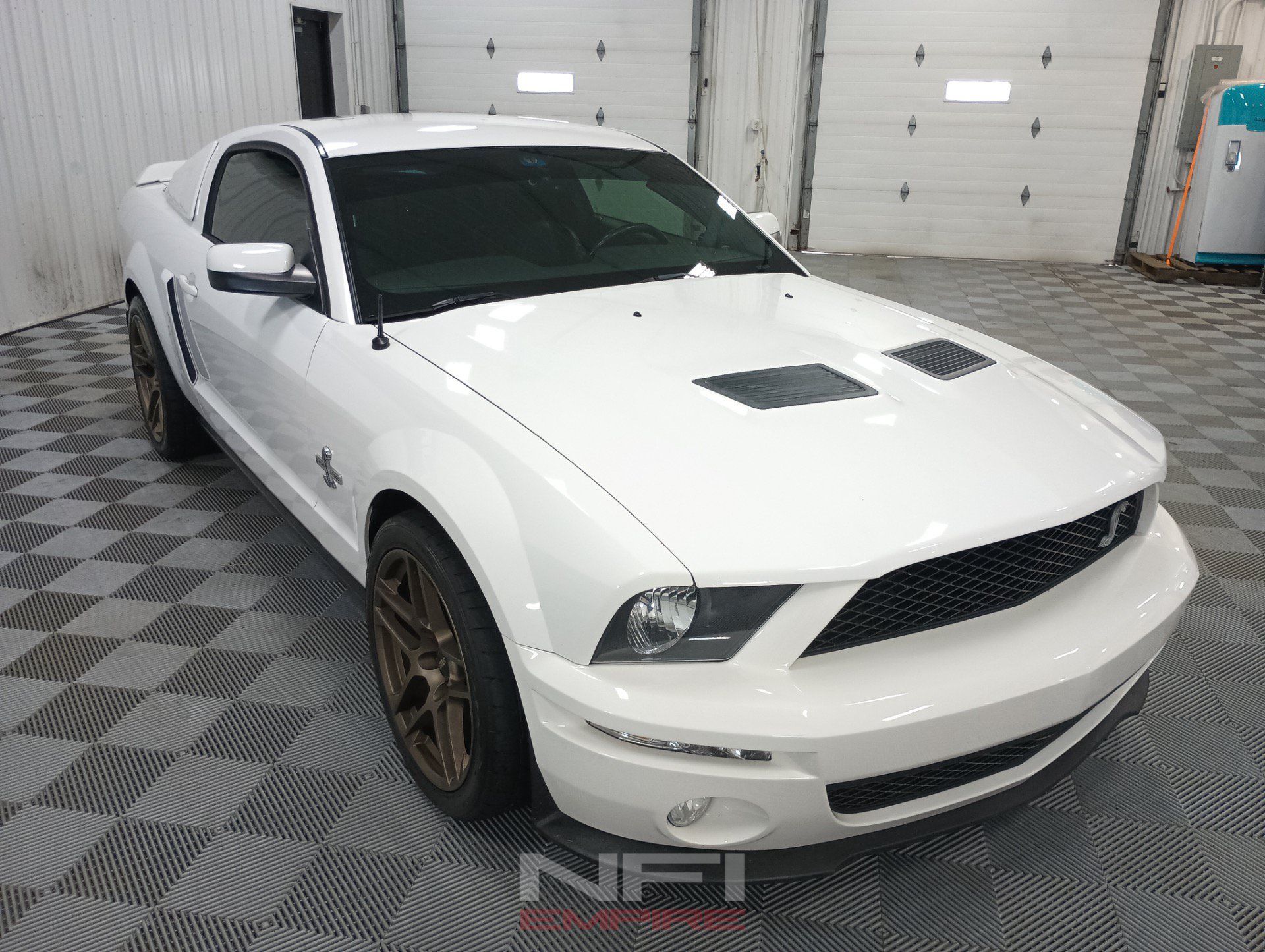 Used 2007 Ford Mustang Shelby GT500 RWD image 5