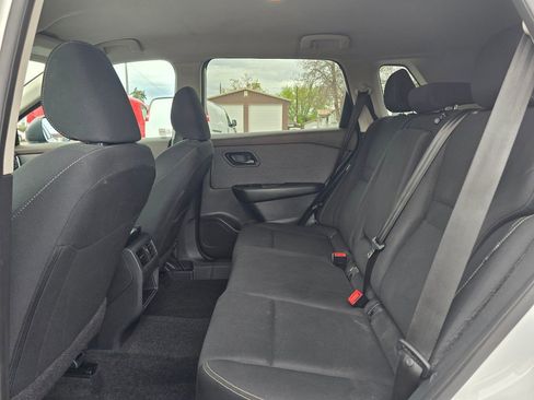 Used 2023 Nissan Rogue S AWD/4WD image 16