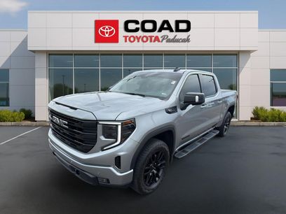 Used 2025 GMC Sierra 1500 Elevation w/ Elevation Premium Package