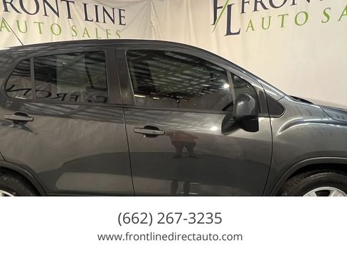 Used 2019 Chevrolet Trax LS FWD image 8