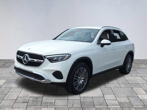 Certified 2026 Mercedes-Benz GLC 300 image 3