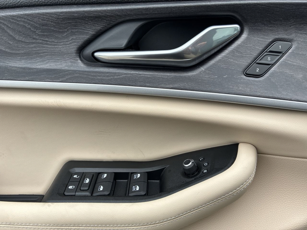 New 2025 Jeep Grand Cherokee Limited RWD image 44