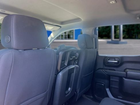 Certified 2025 Chevrolet Silverado 1500 Custom AWD/4WD image 26