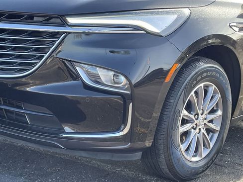 Used 2023 Buick Enclave Essence image 37