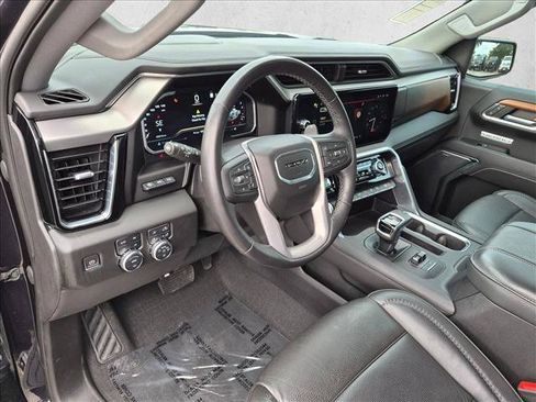 Used 2023 GMC Sierra 1500 Denali w/ Denali Reserve Package AWD/4WD image 9