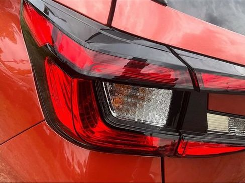 Used 2024 Subaru Crosstrek 2.0i Premium AWD/4WD image 29