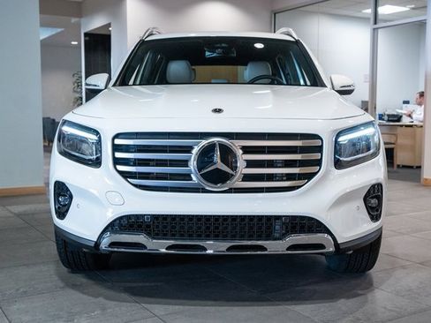 Certified 2025 Mercedes-Benz GLB 250 4MATIC image 2