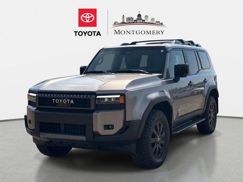 Used 2025 Toyota Land Cruiser w/ Premium Package image 8