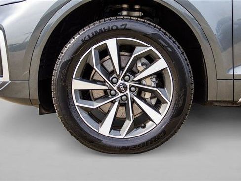 Used 2022 Audi Q5 2.0T Premium Plus AWD/4WD image 9