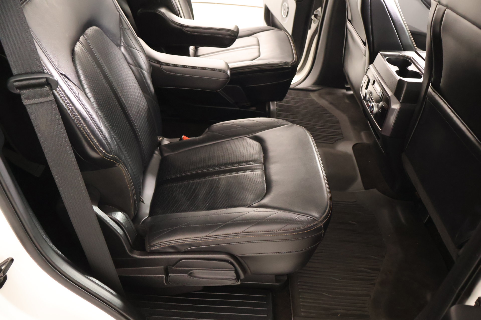 Used 2021 Ford Expedition Platinum AWD/4WD image 15