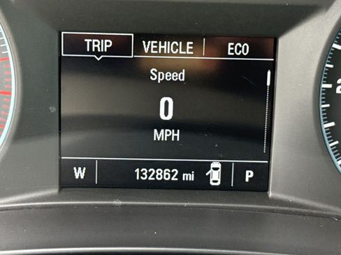 Used 2021 Chevrolet Malibu LT FWD image 7
