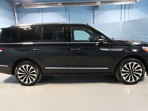 Used 2024 Lincoln Navigator Reserve AWD/4WD image 40