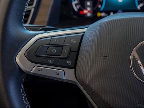 New 2024 Volkswagen Atlas SE image 16