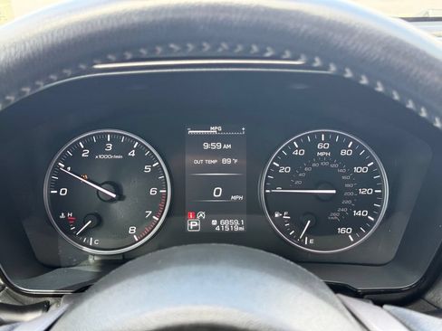 Used 2023 Subaru Outback Premium AWD/4WD image 16