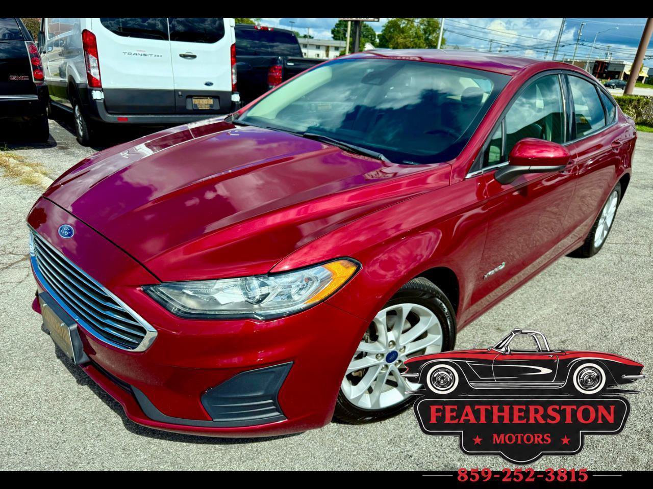 Used 2019 Ford Fusion SE FWD image 1