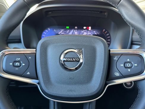 New 2026 Volvo XC40 B5 Plus w/ Protection Package Premier image 23