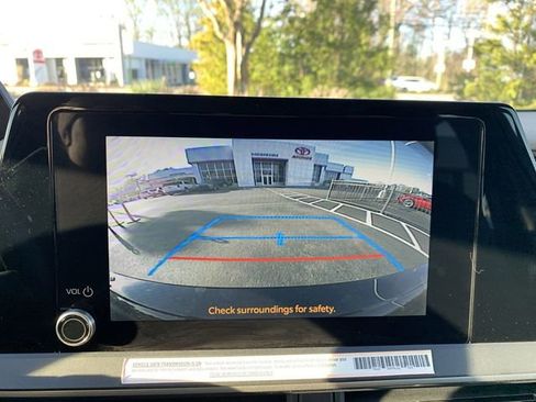 Used 2023 Toyota Prius LE image 22