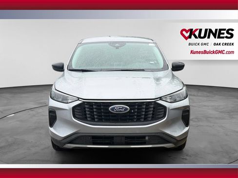 Used 2024 Ford Escape Active AWD/4WD image 3