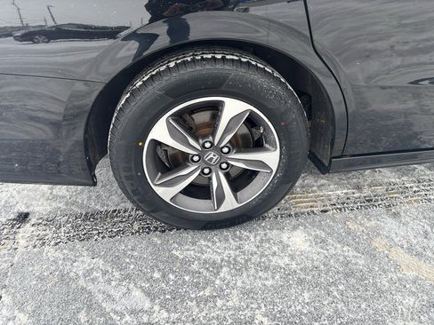 Used 2018 Honda Odyssey Touring image 9