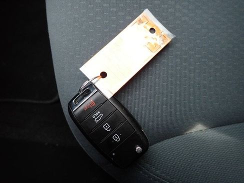 Used 2015 Kia Optima LX image 30