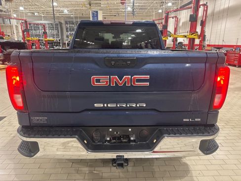 Used 2022 GMC Sierra 1500 SLE AWD/4WD image 7