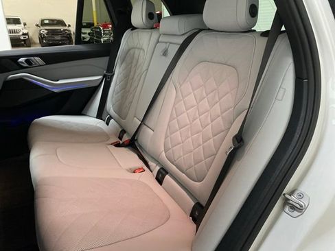 Used 2026 BMW X5 xDrive40i AWD/4WD image 73