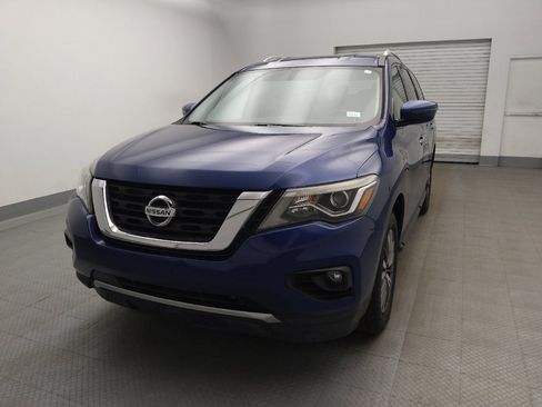 Used 2019 Nissan Pathfinder SV AWD/4WD image 15