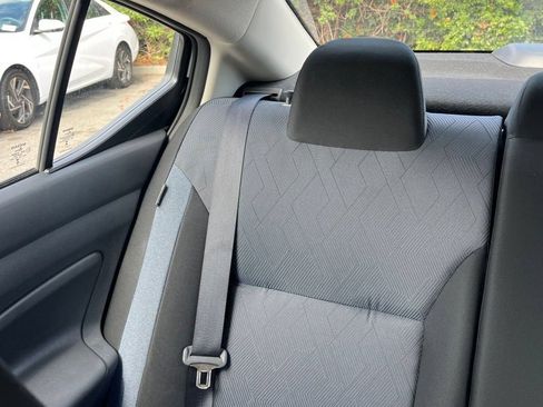 Used 2025 Nissan Versa SV FWD image 35