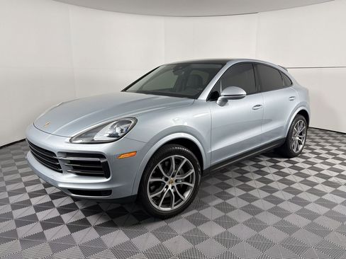 Certified 2023 Porsche Cayenne Coupe AWD/4WD image 1
