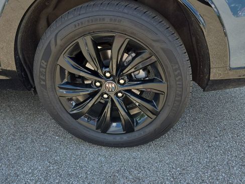 Used 2025 Buick Envista Sport Touring w/ Convenience I Package FWD image 6
