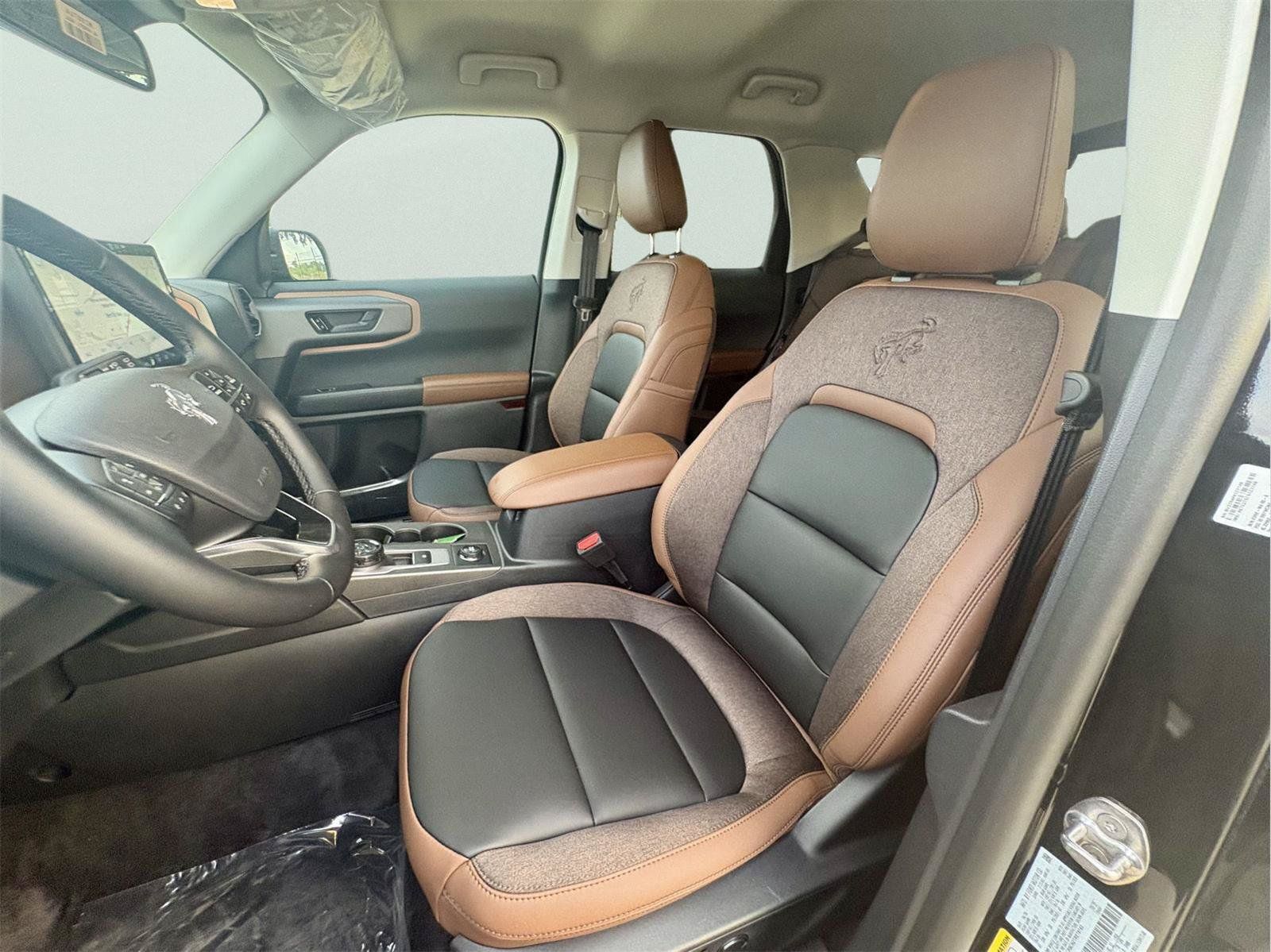 New 2026 Ford Bronco Sport Outer Banks w/ Outer Banks Tech Package+ AWD/4WD image 10