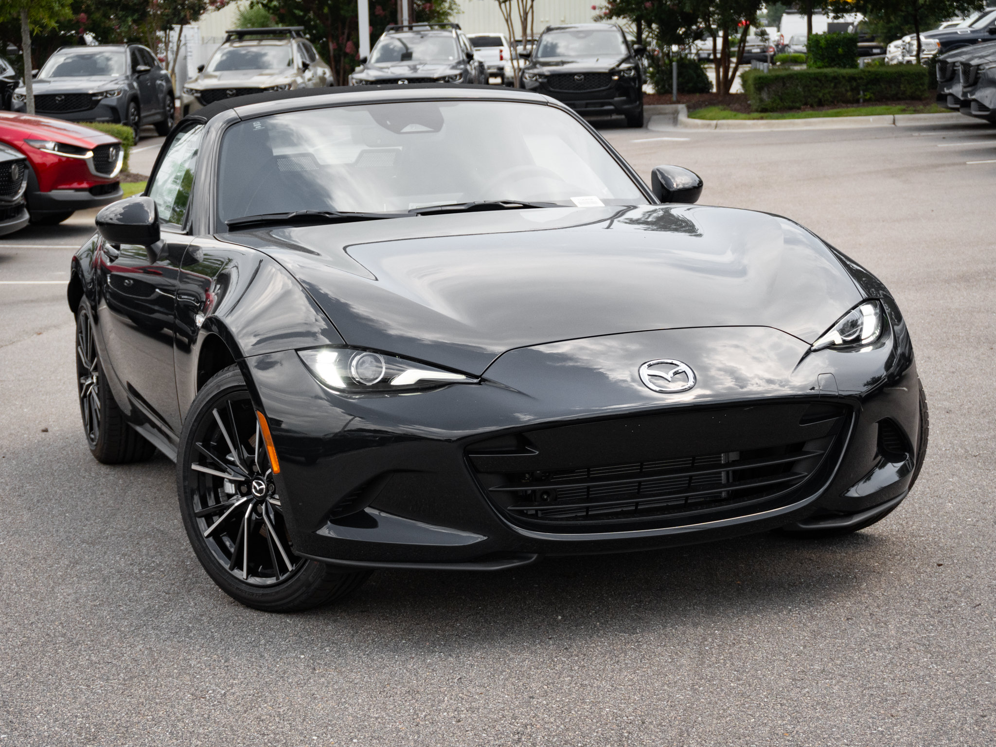 New 2026 MAZDA MX-5 Miata Grand Touring RWD image 2