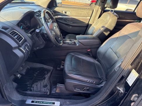 Used 2016 Ford Explorer Sport w/ Equipment Group 401A AWD/4WD image 22
